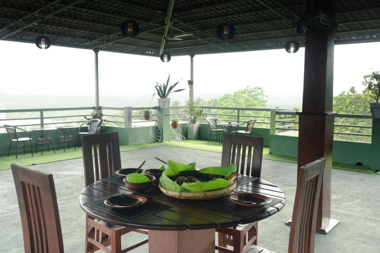 Mount Rich Rumassala Hotel Unawatuna Exterior foto