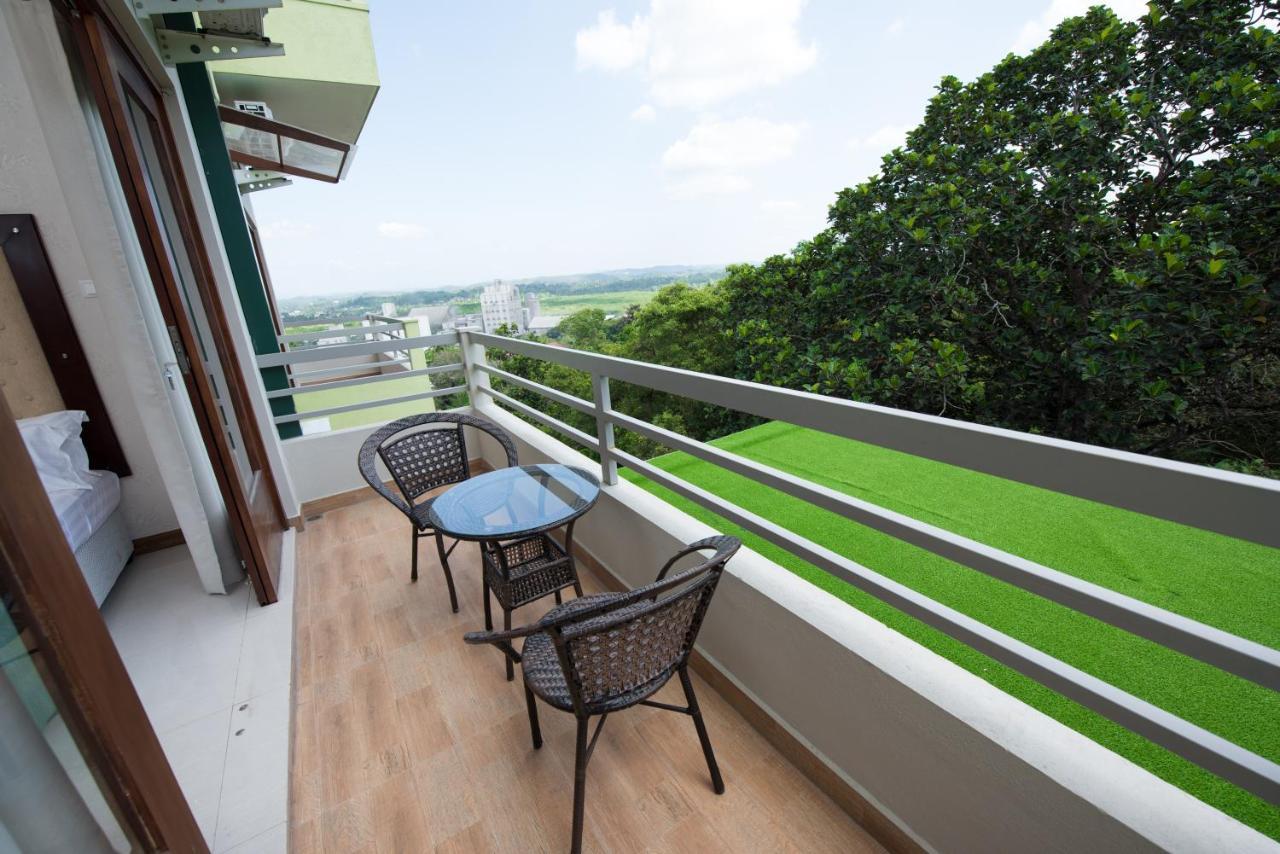 Mount Rich Rumassala Hotel Unawatuna Exterior foto