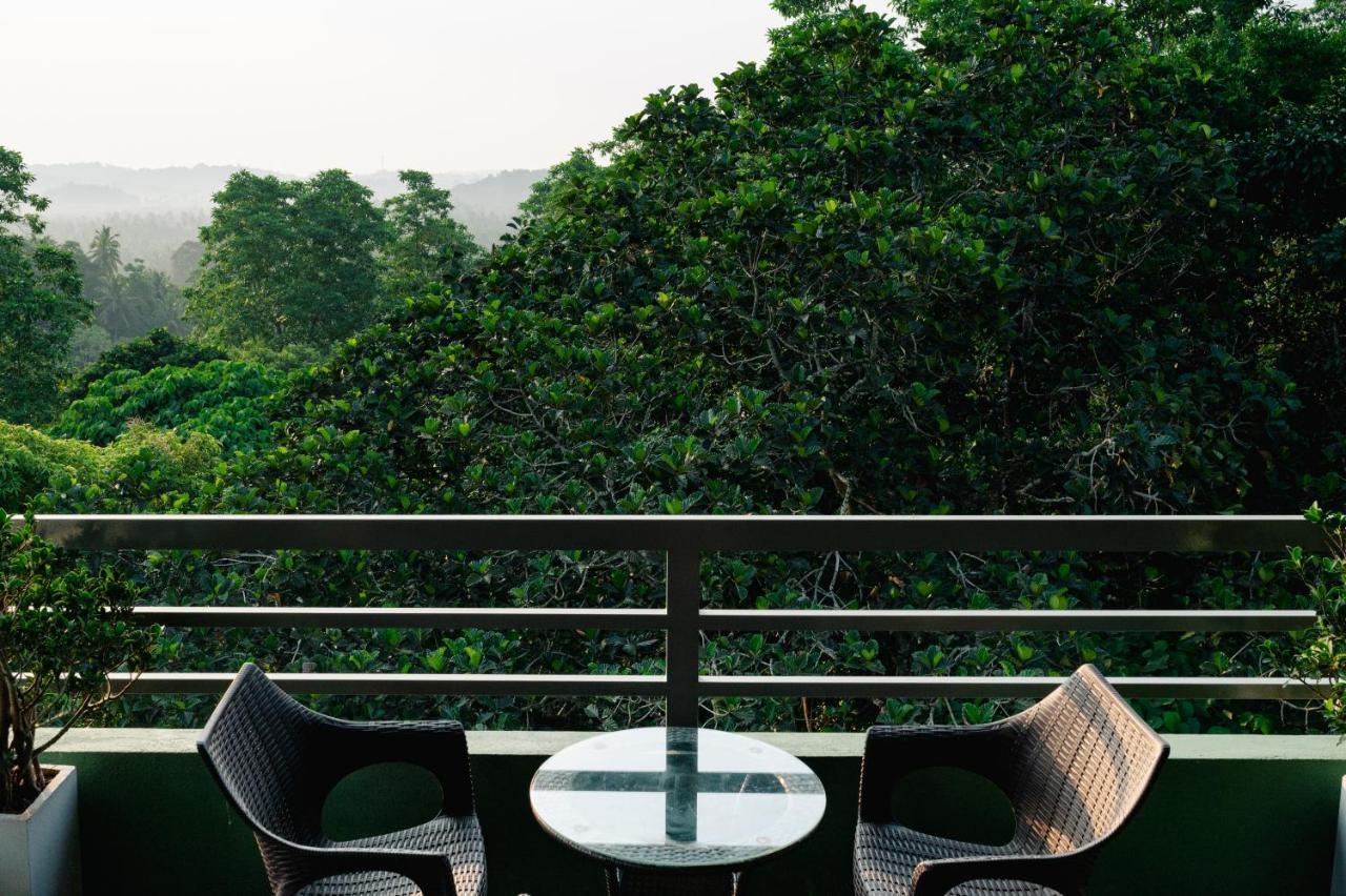 Mount Rich Rumassala Hotel Unawatuna Exterior foto